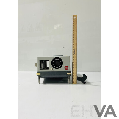 Vintage Leitz Wetzlar Pradovit N24 Slide Projector