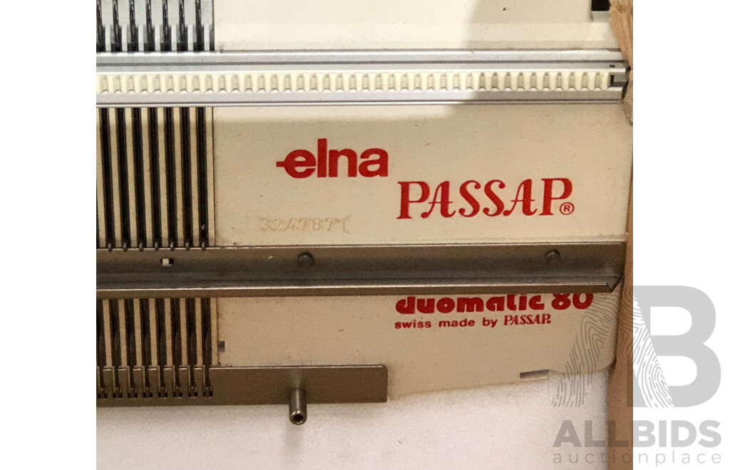 Elna Passap Duomatic 80 Knitting Machine and Stand