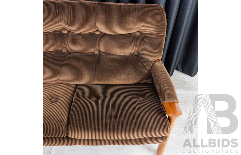 Tessa T1 Four Piece Lounge Suite by Fred Lowen