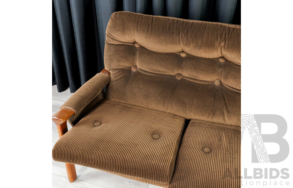 Tessa T1 Four Piece Lounge Suite by Fred Lowen