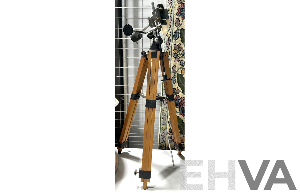 Optex Australia Astronomical Telescope with a Pair of Lens Eyepieces and Tripod