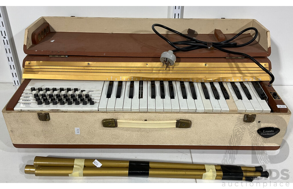 Vintage Lincoln Chordmaster Portable Reed Organ with Removable Legs
