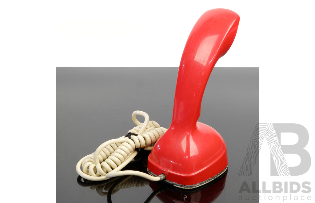 Fantastic Retro Ericsson Sweden Cherry Red Cobra Phone