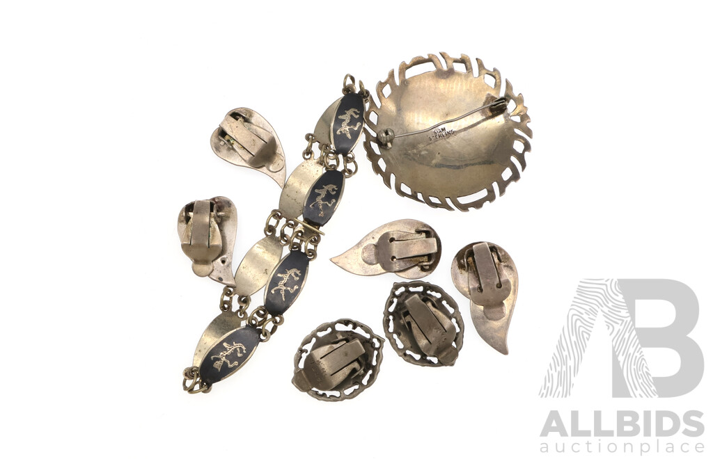 Siam Sterling Vintage Jewellery Collection Including Brooch, Bracelet and (3) Pairs of Earrings