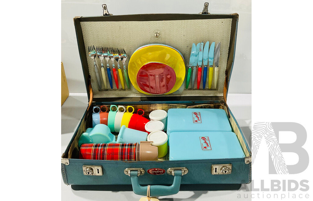 Vintage Australian Carefree Picnic Set Including Thermos, Flatwear and More