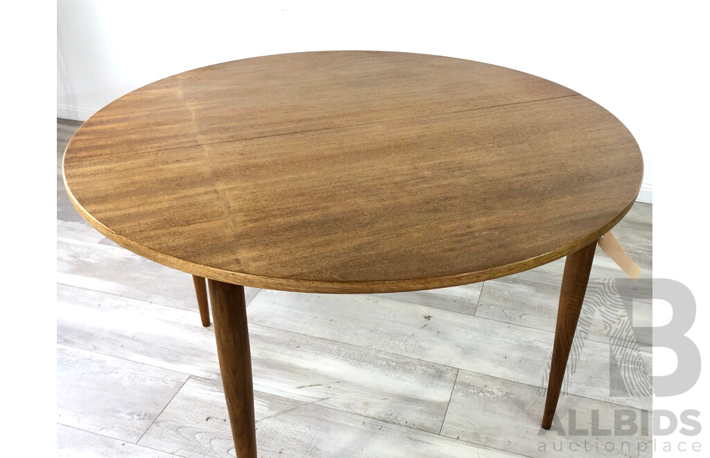Mid-Century Round Extension Dining Table by Moderntone