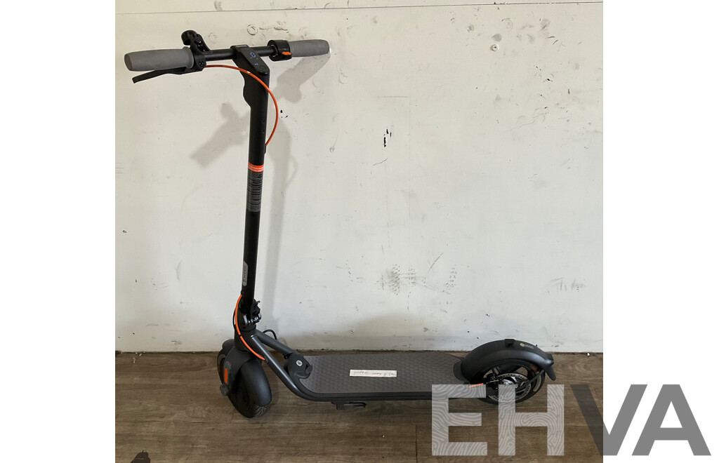 Segway Ninebot Kickscooter F30 - ORP $399.00