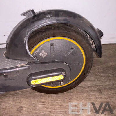 Segway Ninebot Kickscooter Max G20 Electric EScooter - ORP $1,199.00