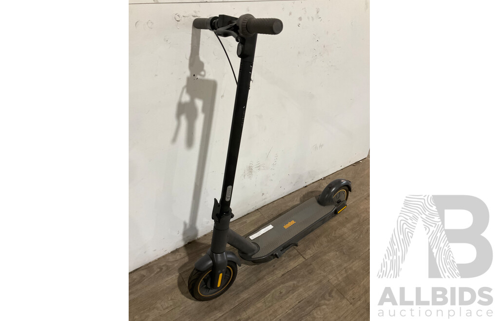 Segway Ninebot Kickscooter Max G20 Electric EScooter - ORP $1,199.00