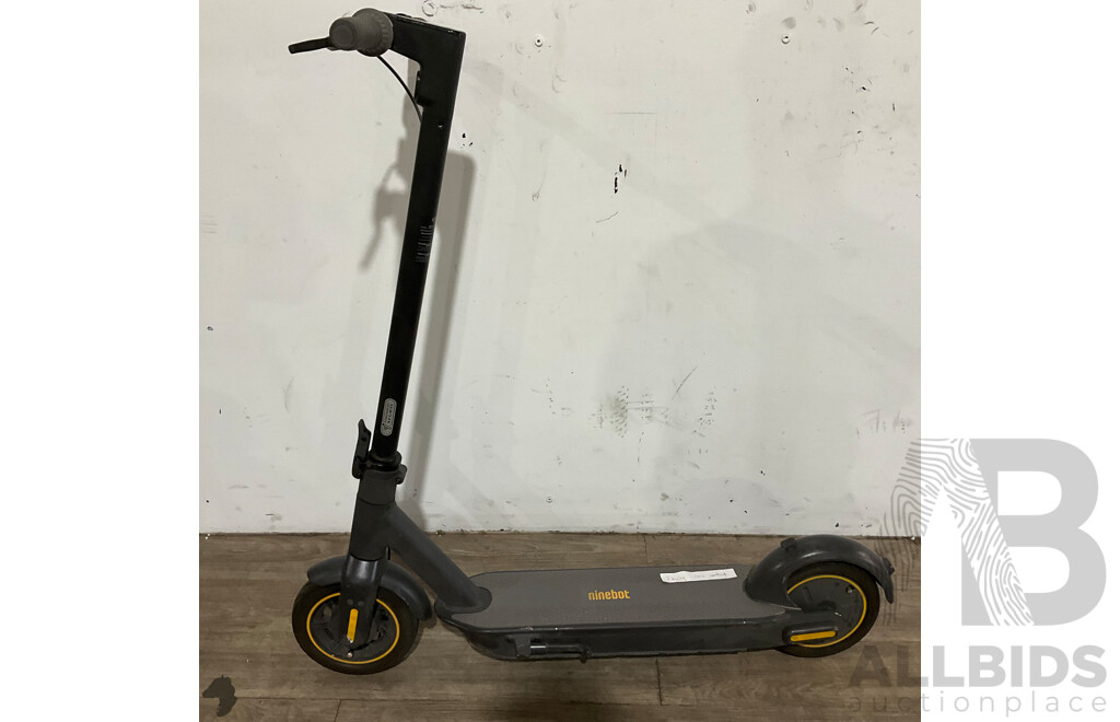 Segway Ninebot Kickscooter Max G20 Electric EScooter - ORP $1,199.00