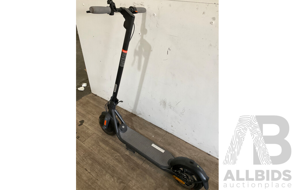 Segway Ninebot Kickscooter F20A Electric EScooter - ORP $1,199.00