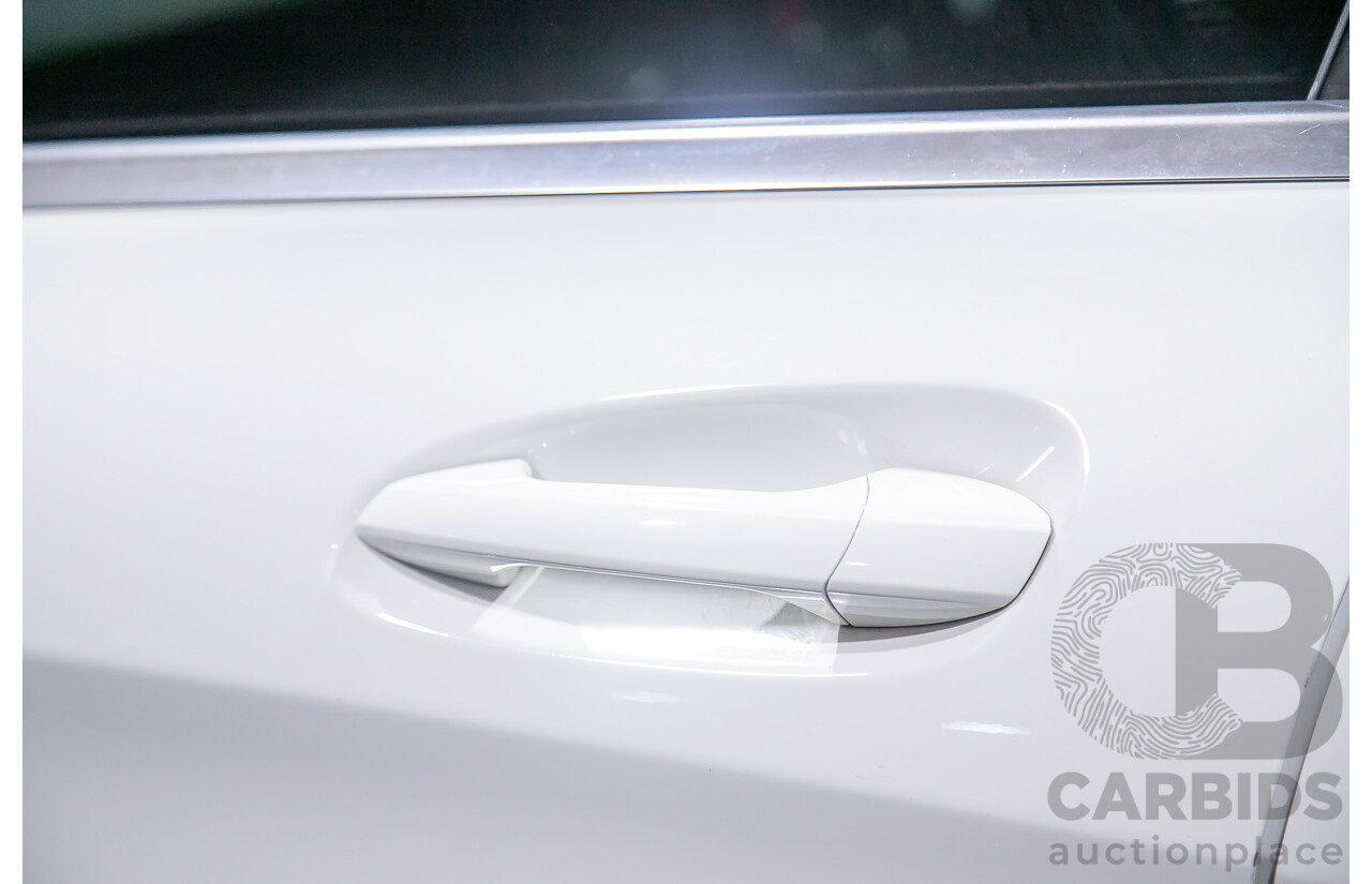 12/2015 Mercedes Benz CLA200 Shooting Brake 117 4d Wagon Calcite White Turbo 1.6L