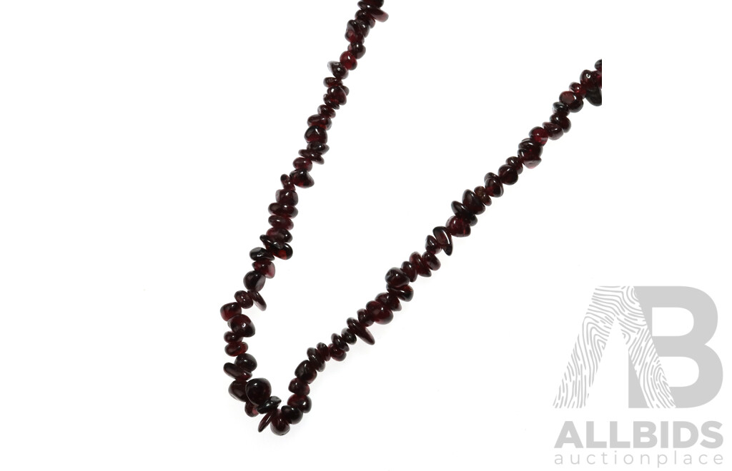 Natural Tumbled Garnet Continuous Strand, 6.8mm Wide, 89cm