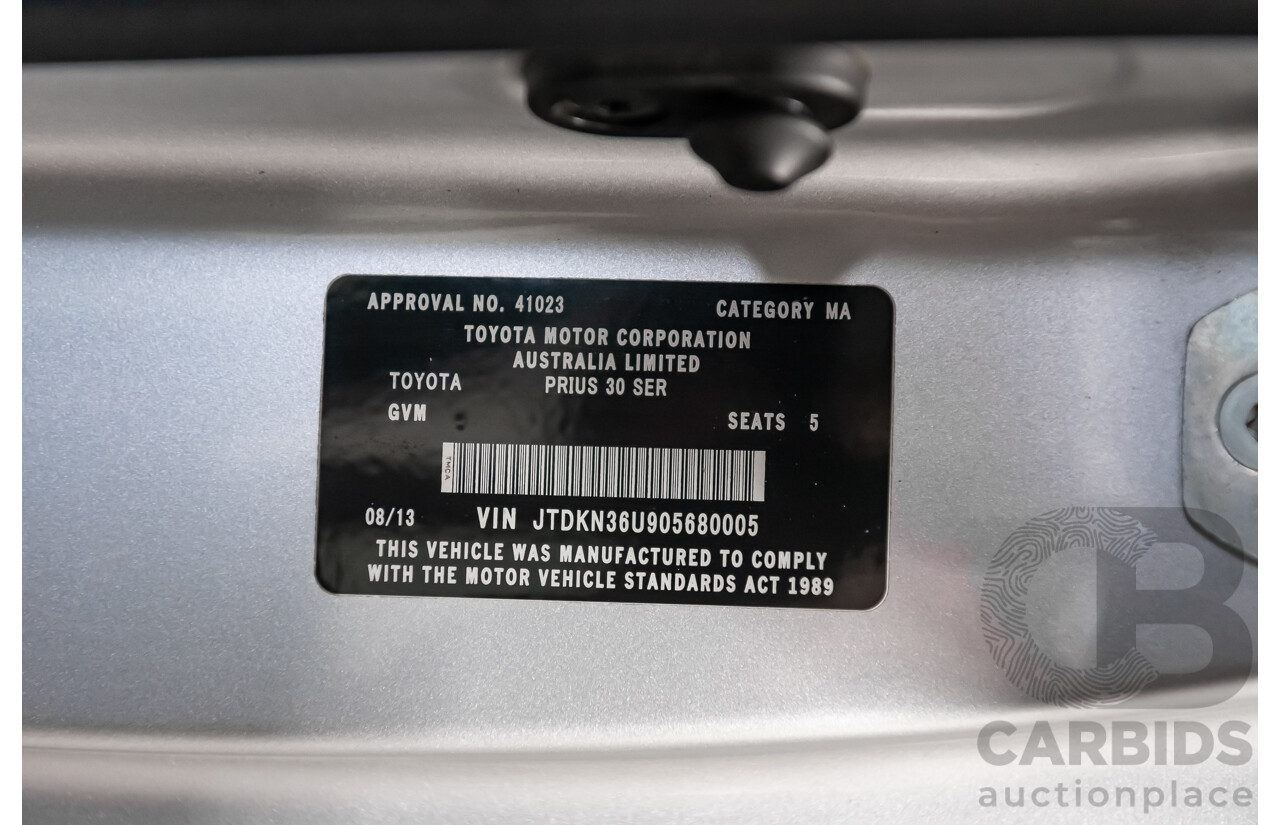 08/13 Toyota Prius HYBRID FWD ZVW30R MY12 5D Hatchback Silver 1.8L