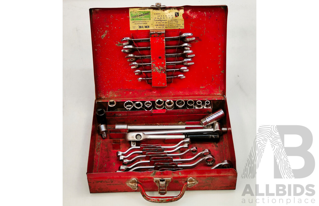 SIDCHROME Metric Spanner & Socket Set with Tool Case
