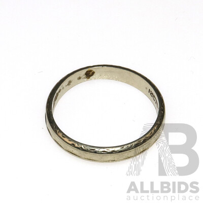 18ct White Gold Hammered Flat Profile Wedding Ring, Size Q, 3.26 Grams