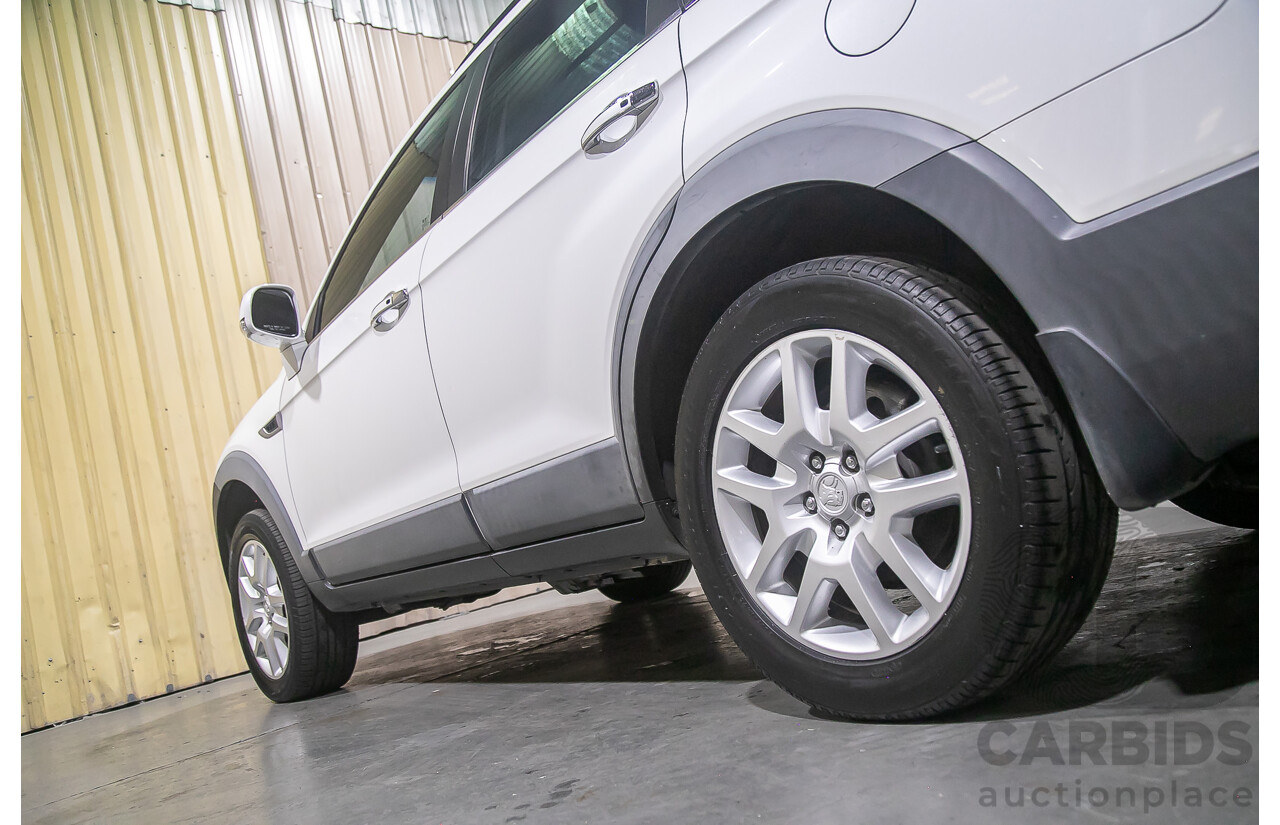 9/2015 Holden Captiva 7 LS Active CG MY15 4d Wagon White 2.4L - 7 Seater