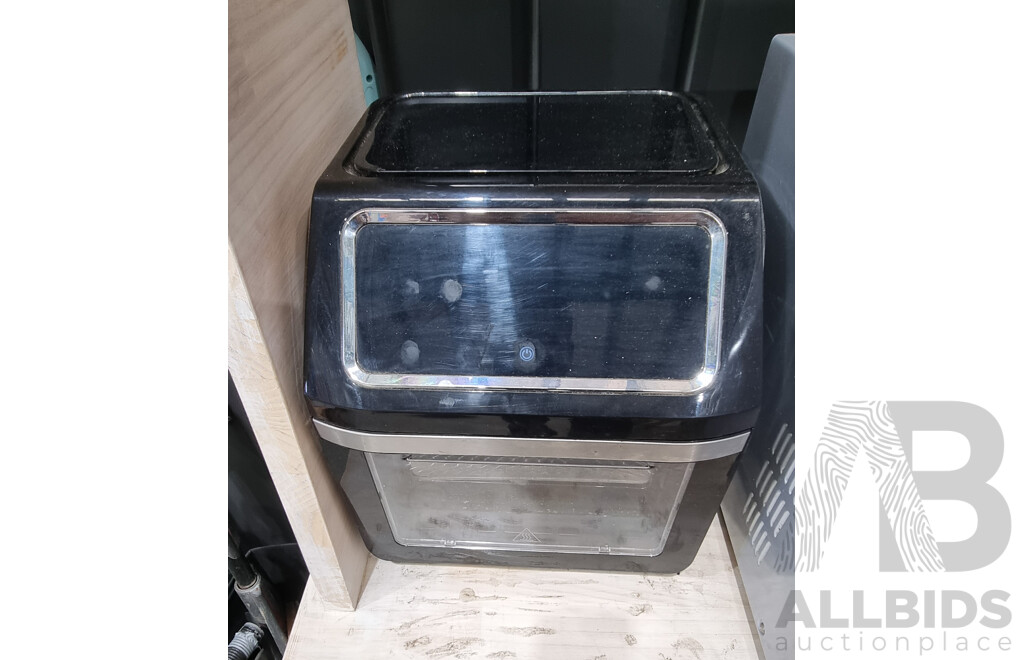 Kitchen Storage Unit with an Airfryer and a Microwave Oven