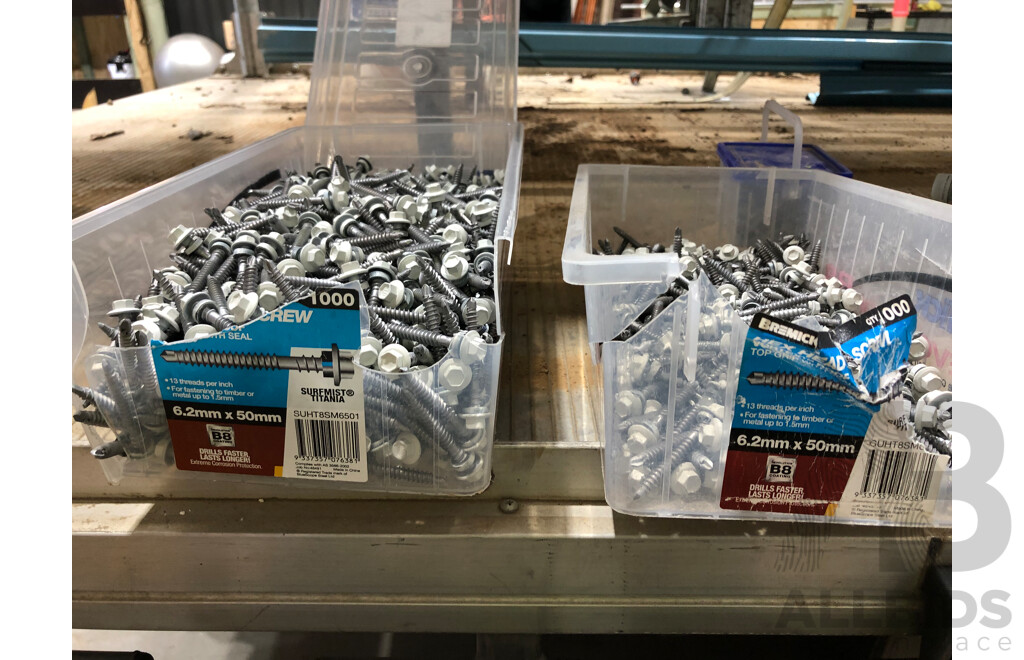 2 Large Open Boxes of 6.2 X 50mm Hex Head Roofing Screws
