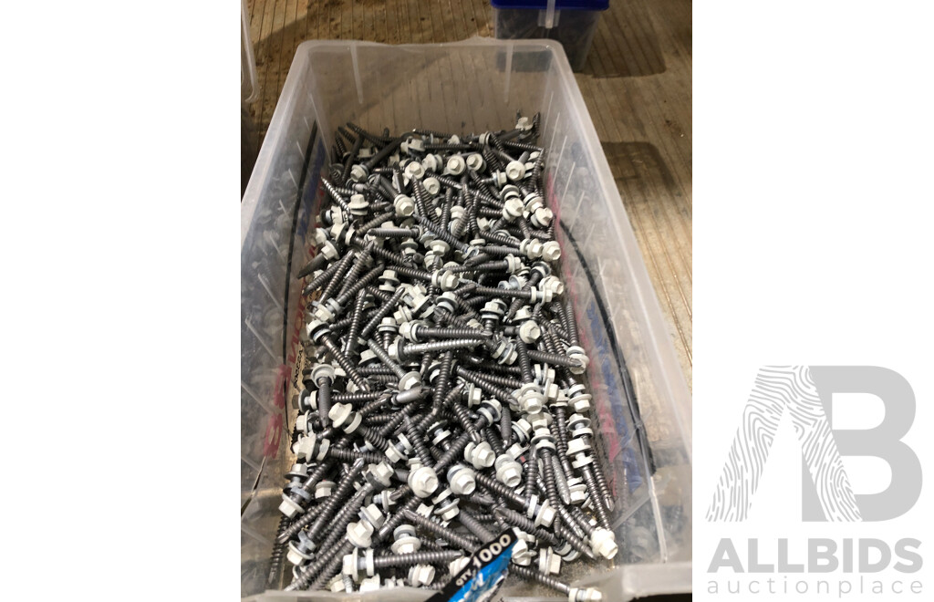2 Large Open Boxes of 6.2 X 50mm Hex Head Roofing Screws