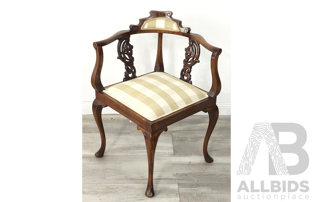 Antique Style Corner Chair