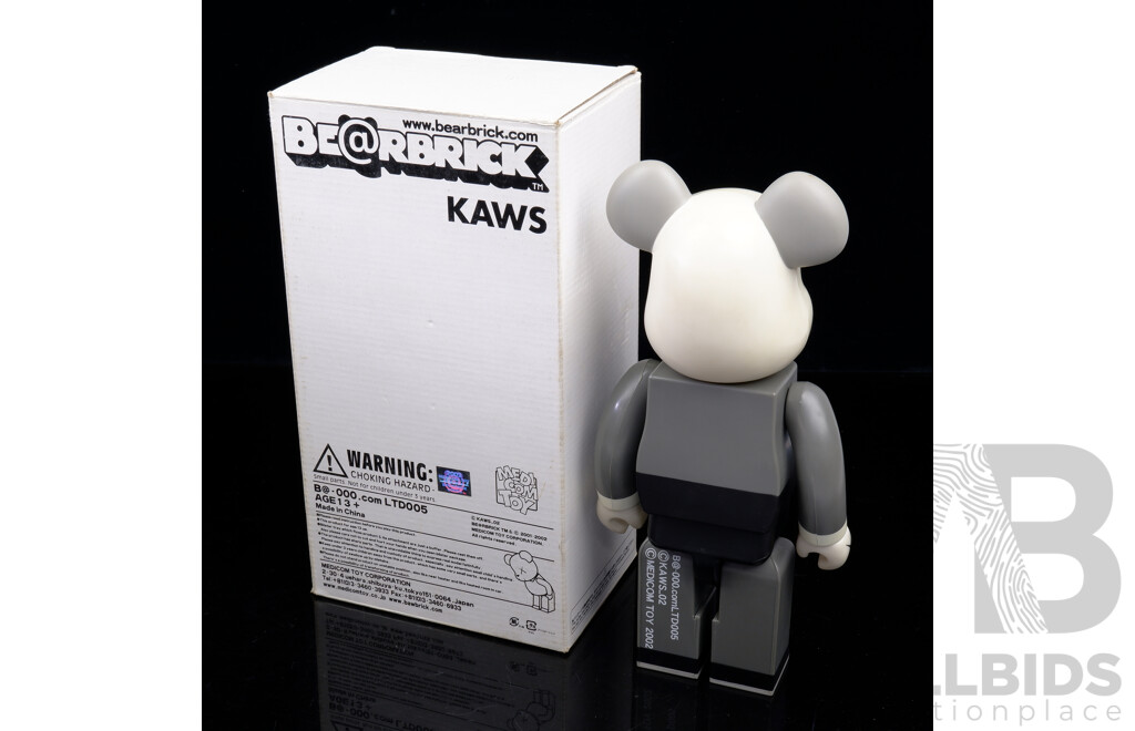KAWS Be@rbrick Grey 400% Medicom Vinyl Figure 2002
