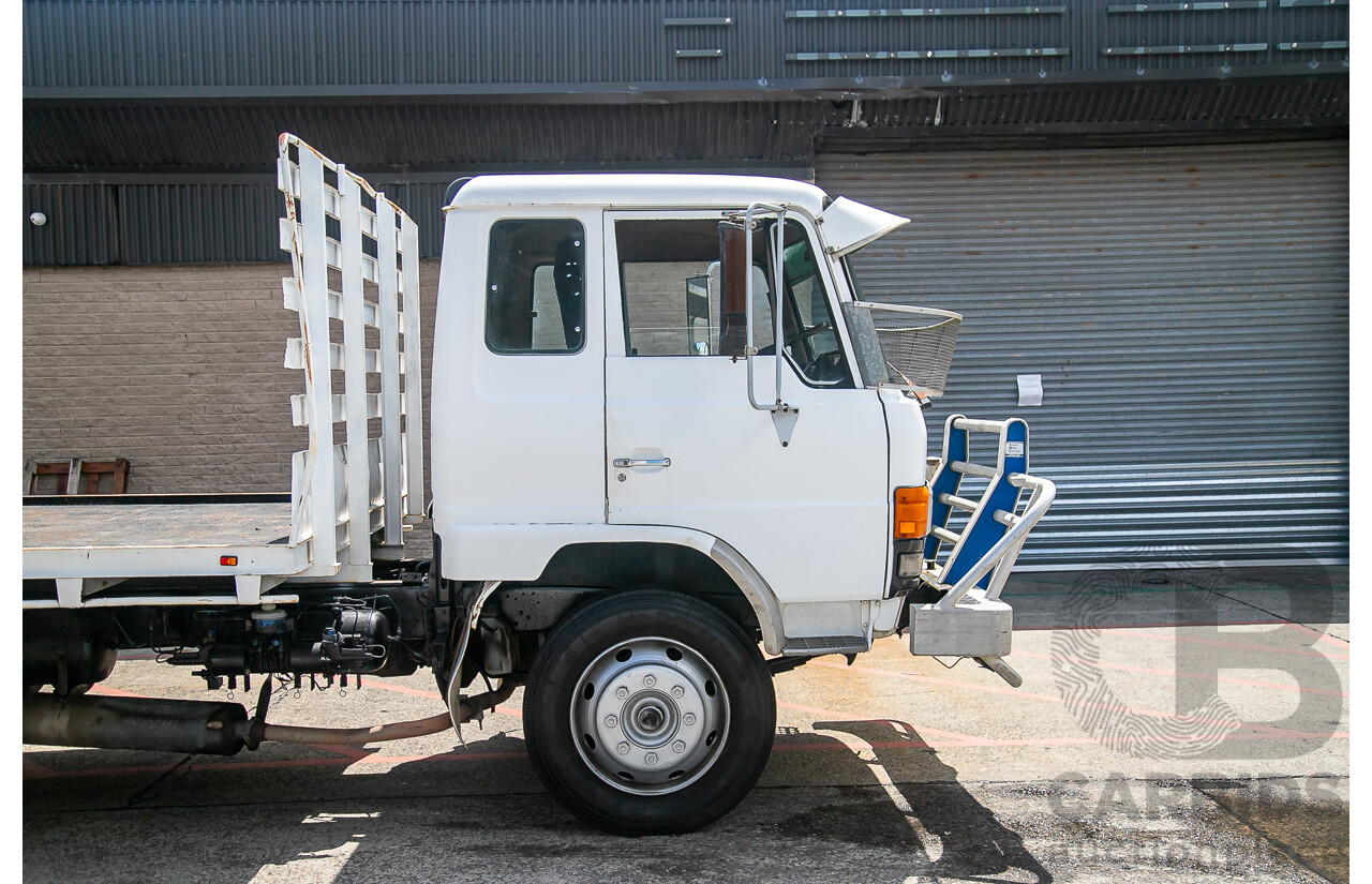 05/1988 Hino GD 166L Tray Back 2d Cab Chassis Truck White Diesel 6.0L