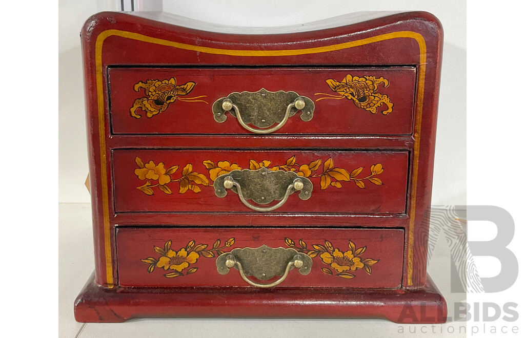 Red Lacqured Jewellery Box