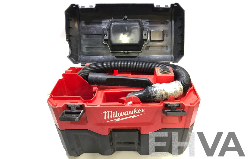 Milwaukee M18 WDV 7.5 Litre Wet/Dry Vacuum Tool