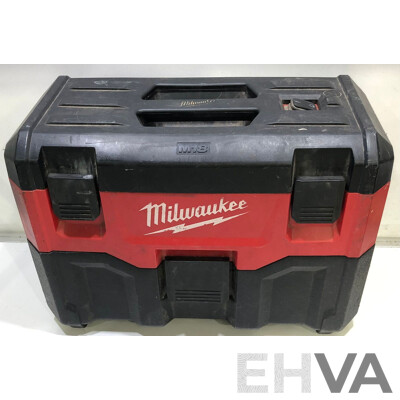 Milwaukee M18 WDV 7.5 Litre Wet/Dry Vacuum Tool