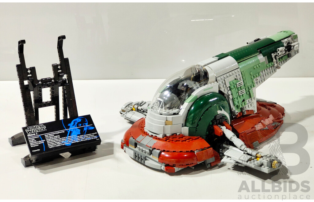 Lot of 2 Pre-Built Lego Sets : Lego Technic Mobile Crane & Lego Star Wars Slave I