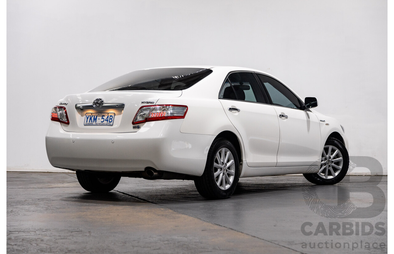 07/2011 Toyota Camry Hybrid AHV40R 4d Sedan White 2.4L