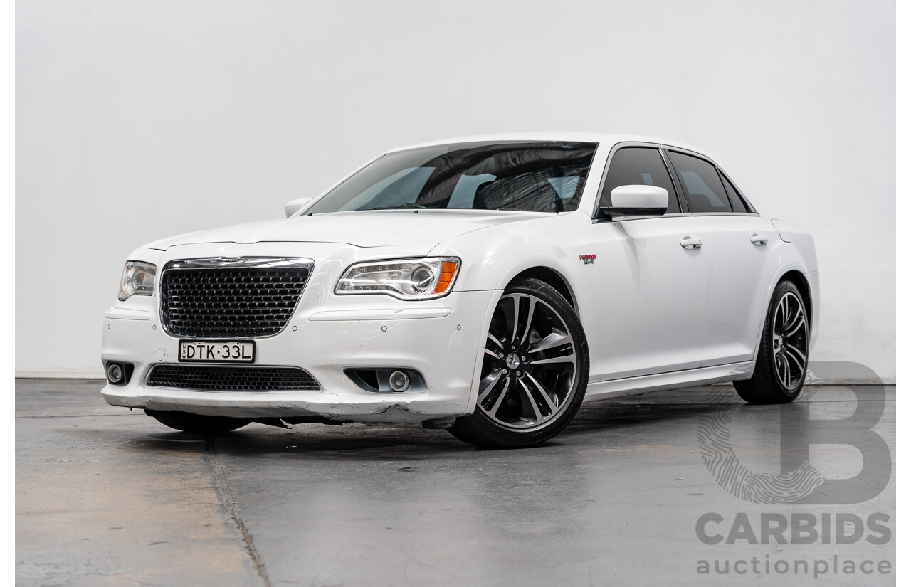 08/2013 Chrysler 300 SRT8 Core RWD 4D Sedan White V8 6.4L