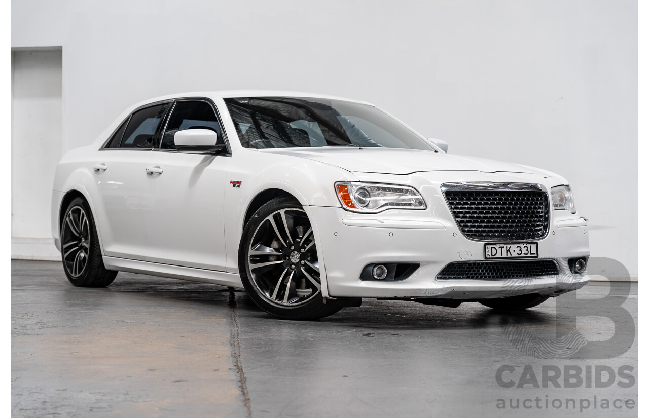 08/2013 Chrysler 300 SRT8 Core RWD 4D Sedan White V8 6.4L