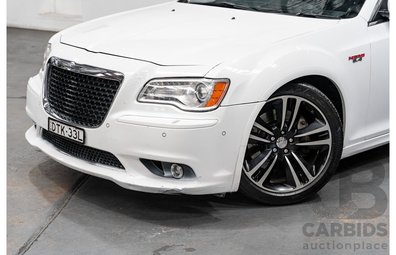 08/2013 Chrysler 300 SRT8 Core RWD 4D Sedan White V8 6.4L