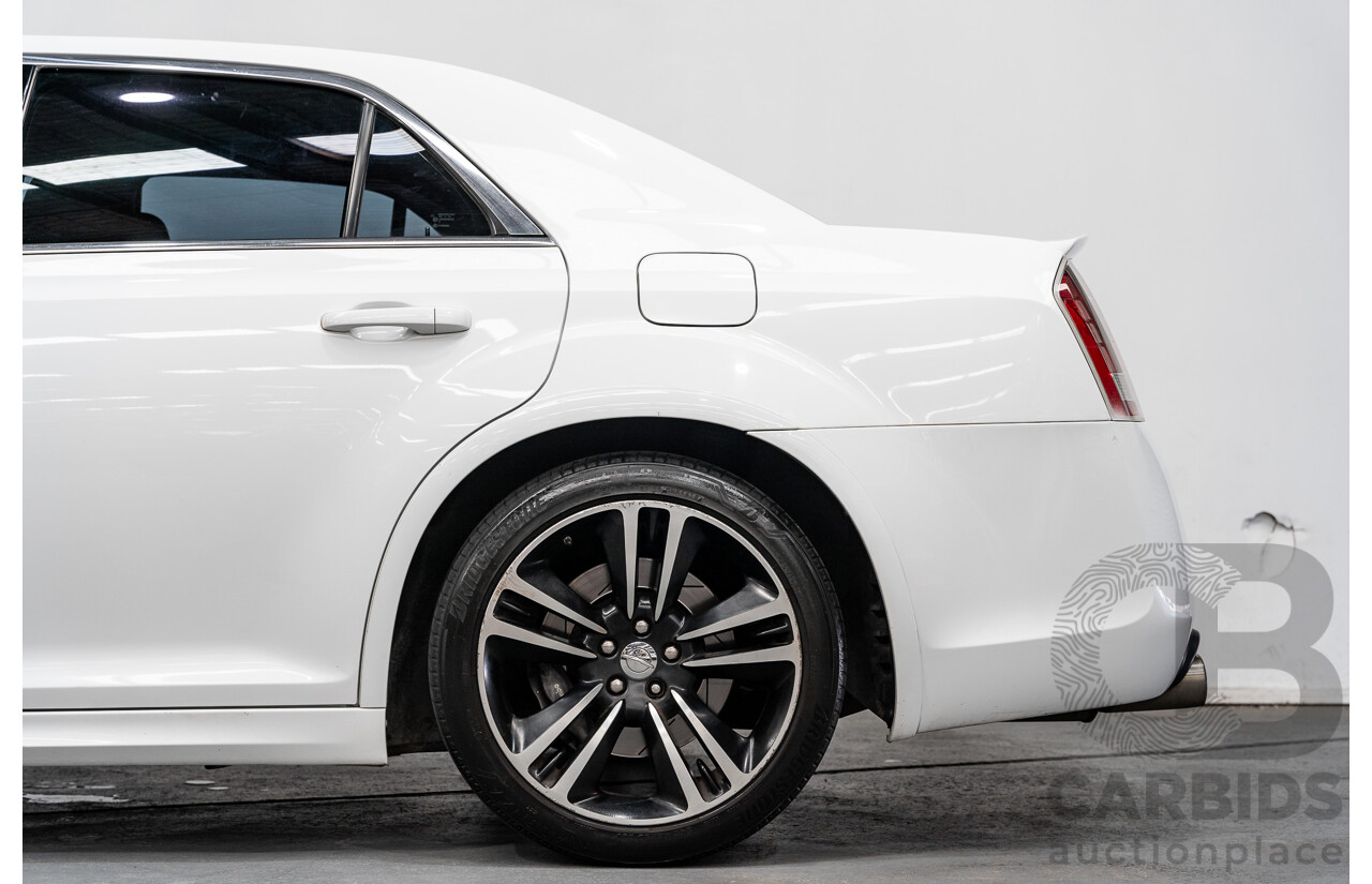 08/2013 Chrysler 300 SRT8 Core RWD 4D Sedan White V8 6.4L