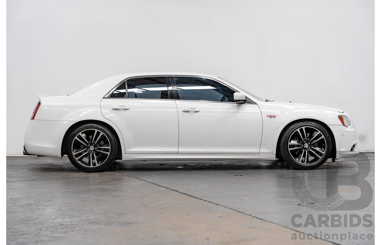 08/2013 Chrysler 300 SRT8 Core RWD 4D Sedan White V8 6.4L