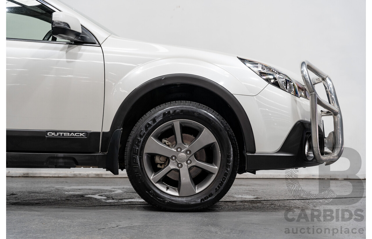 06/2014 Subaru Outback 2.5i AWD MY14 4D Wagon White 2.5L