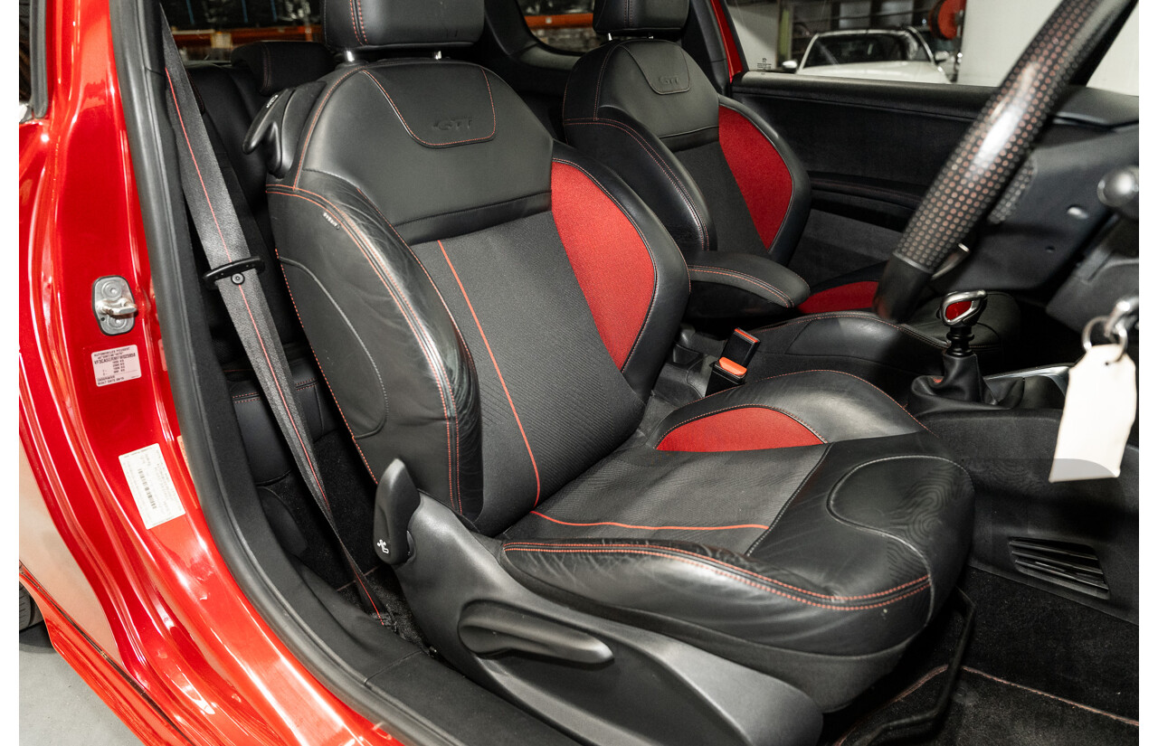 12/2015 Peugeot 208 GTi FWD 3D Hatchback Ruby Red Metallic Turbo 1.6L