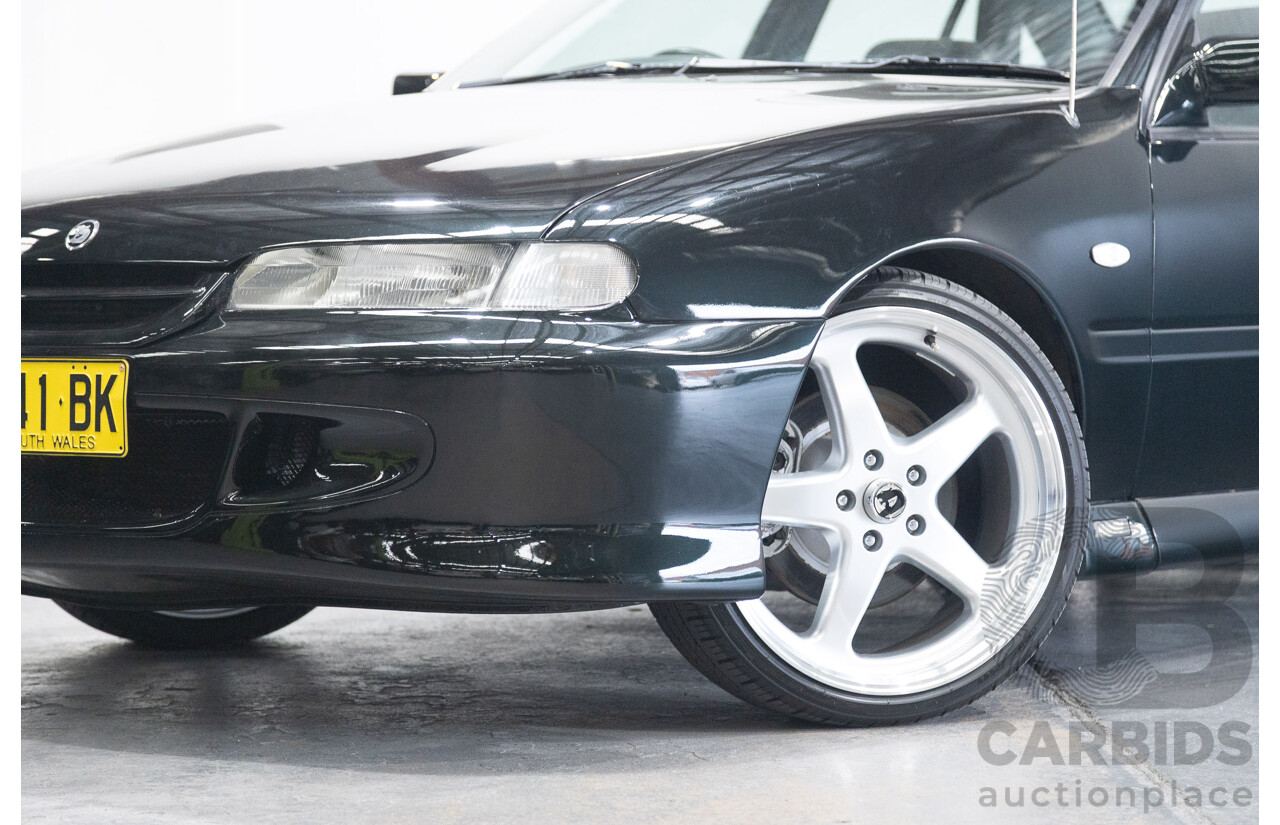 06/1995 Holden HSV VS Senator 215i Build #121 4d Sedan Panther Mica Black V8 LS1 5.7L - Modified