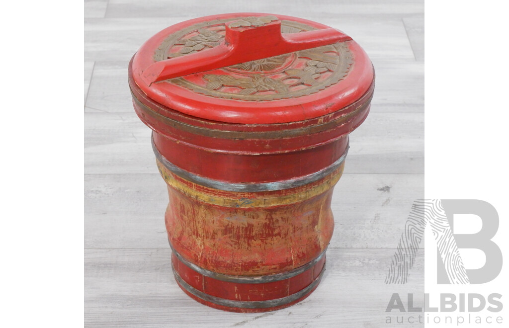 Chinese Timber Lidded Bucket