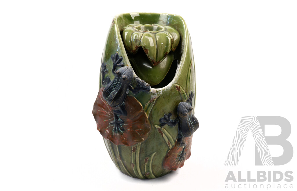 Vintage Majolica Vase with Frogs on Lilypads to Surface