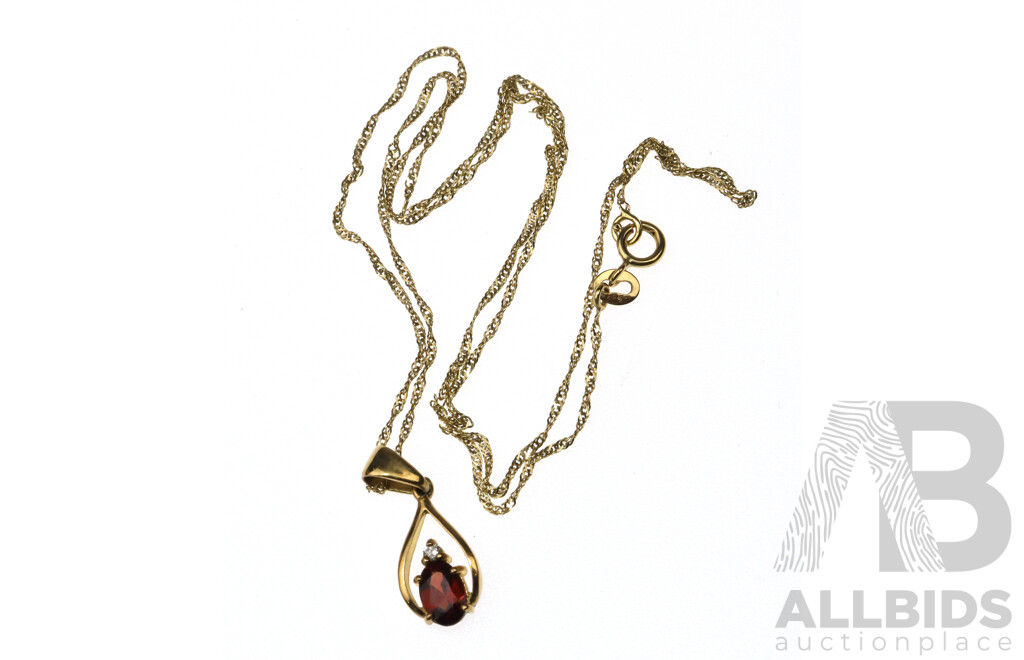 9ct Diamond Set Garnet Pendant on 9ct Fine Rope Twist Chain, 42cm, 1.46 Grams