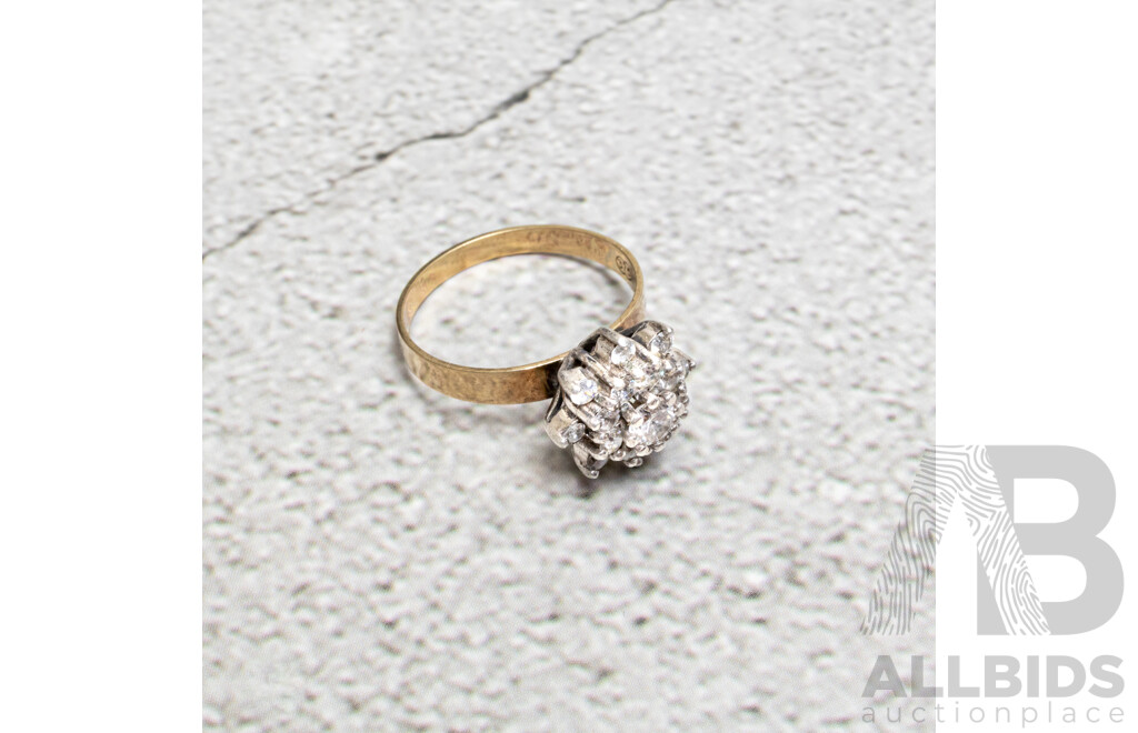9ct Vintage Diamond Daisy Cluster Ring, TDW 0.80ct, Size P, 3.55 Grams