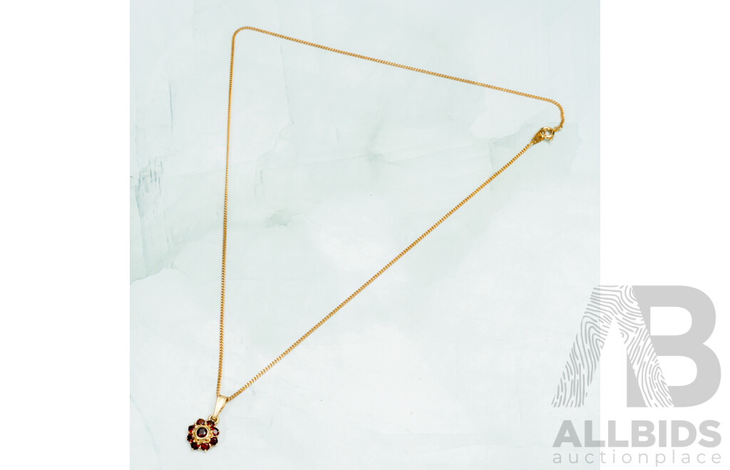 14ct Garnet Daisy Cluster Pendant, 20mm on Gold Tone Presentation Chain, 45cm, 1.46 Grams
