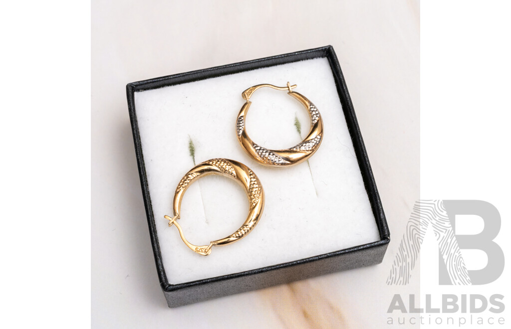 9ct Two Tone Tapered Hoop Earrings, 20mm, 0.74 Grams