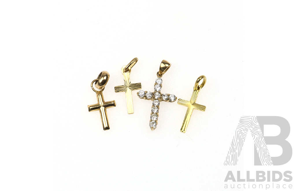 9ct Collection of Four Small Cross Pendants, 1.72 Grams