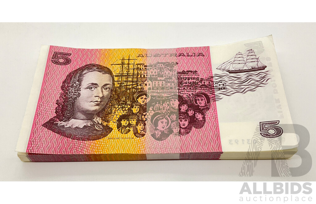 One Hundred Australian 1990 UNC Consecutive Five Dollar Paper Notes, Fraser/Higgins QGV 163094 - QGV163193