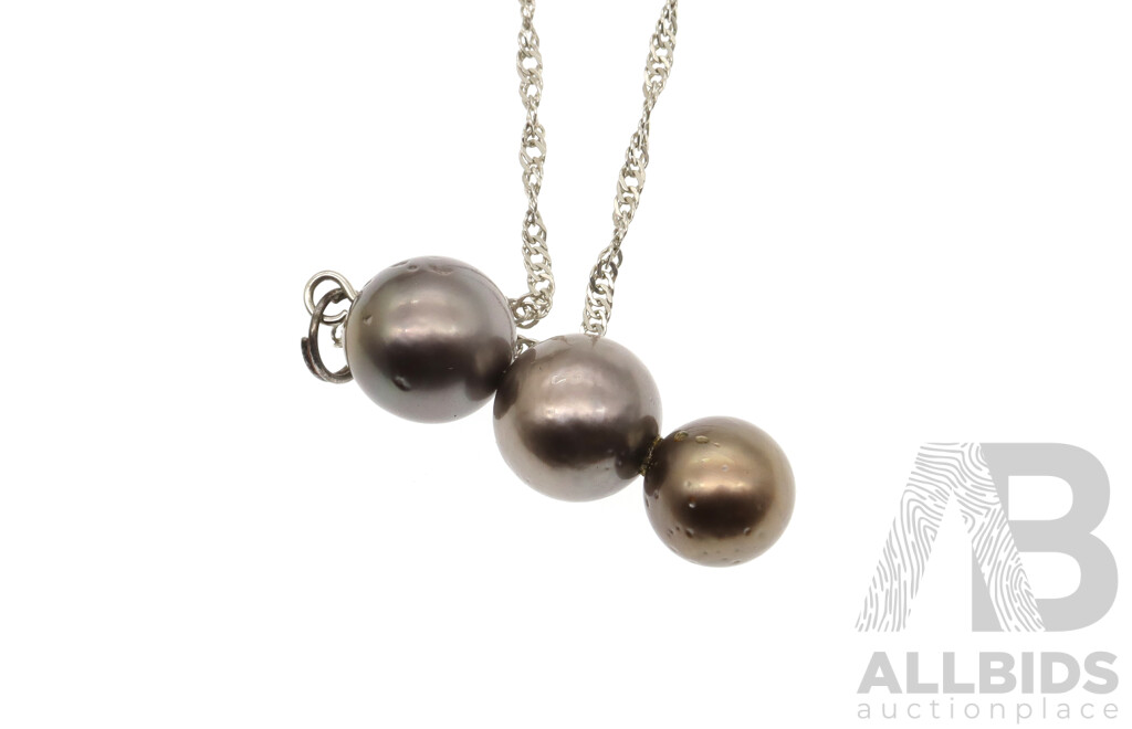 Tahitian Pearl Pendant on Sterling Silver Chain with Collection of Sterling Silver and Costume Jewellery Items