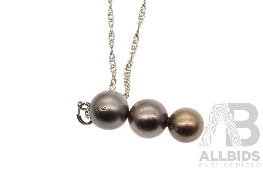 Tahitian Pearl Pendant on Sterling Silver Chain with Collection of Sterling Silver and Costume Jewellery Items